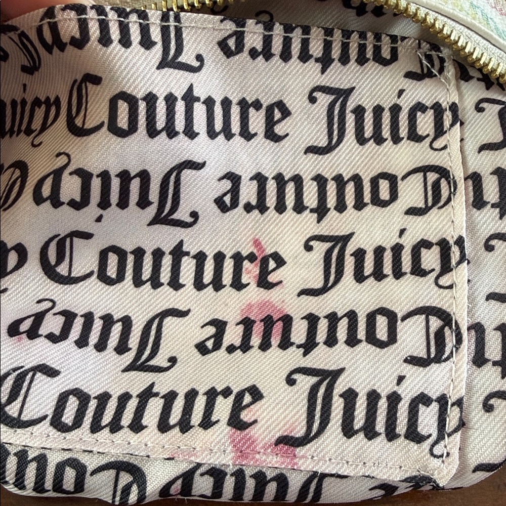 Juicy Couture White Rainbow Leather Crossbody Bag Adjustable Strap Gold Emblem - Picture 7 of 10